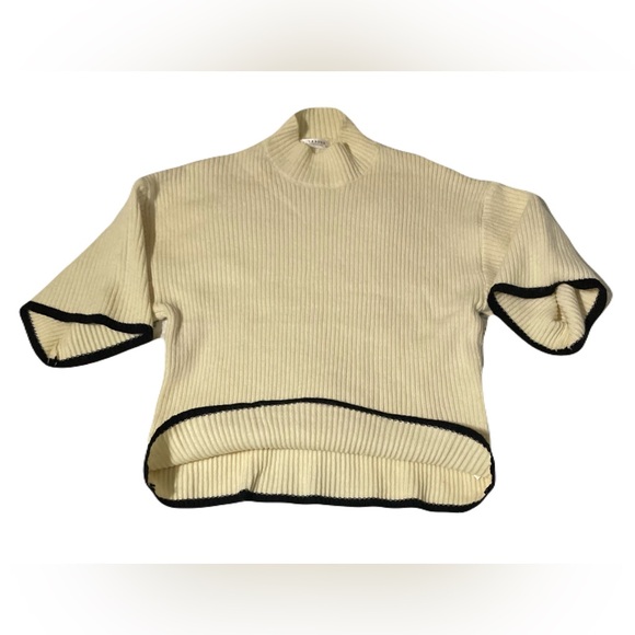 Jon & Anna Contemporary Size S/M womens Sweater - Picture 2 of 10